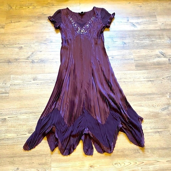 S.L. Fashions Knife Pleat Crisp A-Line V-Neck MIDI Dress w/ Handkerchief Hem - Picture 1 of 9